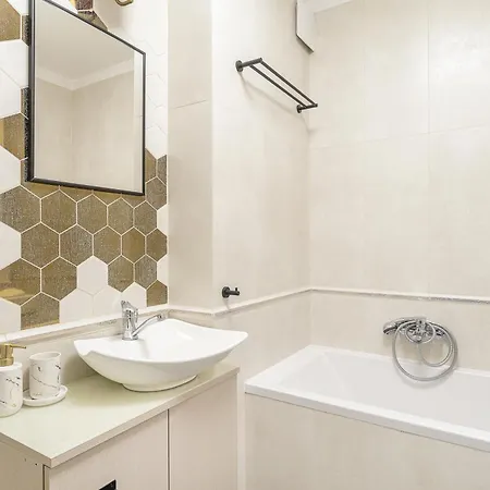 P&o Suwalska * Warsaw